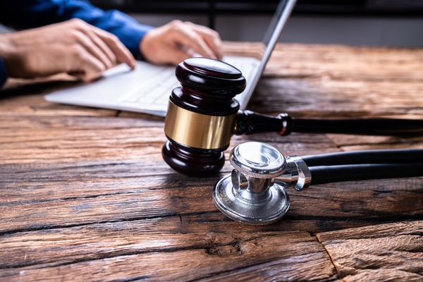 Physicians’ Fears Of Malpractice Lawsuits Are Not Assuaged By Tort Reforms